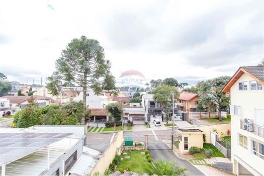 Foto 40 do(a) Casa de 3 quartos à venda em Bom Retiro, Curitiba
