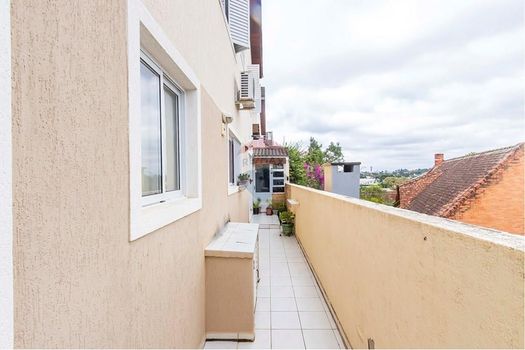 Foto 44 do(a) Casa de 3 quartos à venda em Bom Retiro, Curitiba