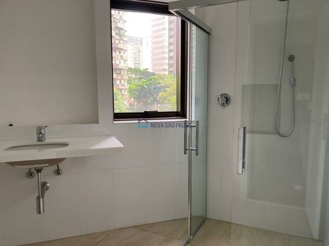 Foto 9 do(a) Apartamento de 3 quartos à venda em Vila Nova Conceição, São Paulo