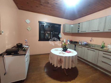 Foto 10 do(a) Casa de 3 quartos à venda em Renascença, Santa Cruz do Sul