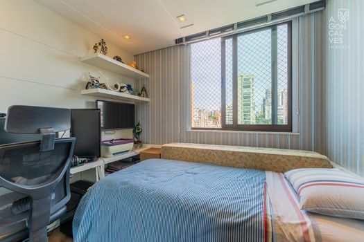 Foto 9 do(a) Apartamento de 3 quartos à venda em Mercês, Curitiba