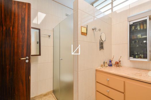 Foto 47 do(a) Casa de 5 quartos à venda em Alto de Pinheiros, São Paulo
