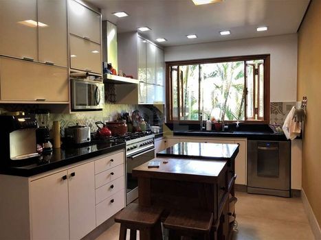 Foto 17 do(a) Casa em Condomínio de 4 quartos à venda em Recanto Impla, Carapicuíba