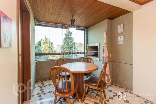 Foto 3 do(a) Apartamento de 2 quartos à venda em Chácara das Pedras, Porto Alegre