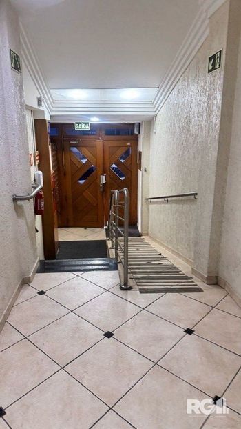 Foto 30 do(a) Flat de 3 quartos à venda em Santana, Porto Alegre