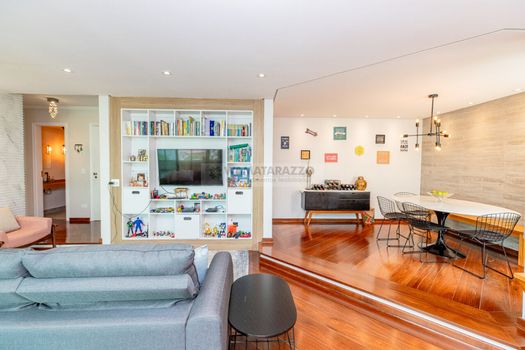 Foto 6 do(a) Apartamento de 4 quartos à venda em Moema, São Paulo
