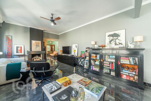 Foto 2 do(a) Apartamento de 3 quartos à venda em Rio Branco, Porto Alegre