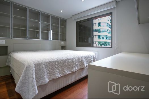 Foto 11 do(a) Apartamento de 4 quartos à venda em Campo Belo, São Paulo