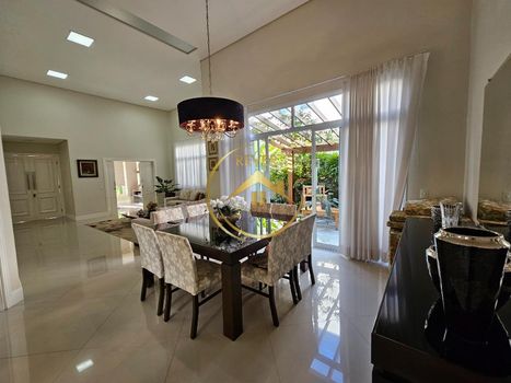 Foto 6 do(a) Casa em Condomínio de 4 quartos à venda em Loteamento Mont Blanc Residence, Campinas