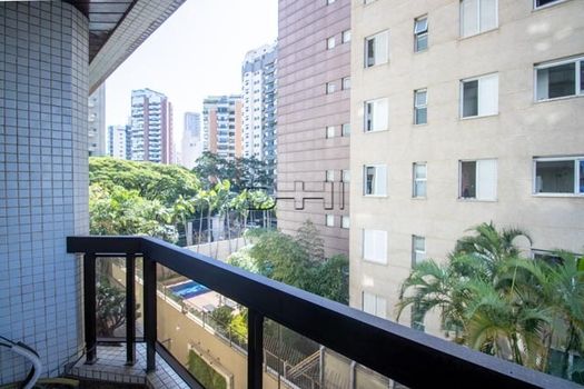 Foto 39 do(a) Apartamento de 3 quartos à venda em Vila Nova Conceição, São Paulo