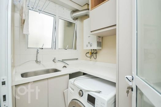 Foto 31 do(a) Apartamento de 3 quartos à venda em Azenha, Porto Alegre