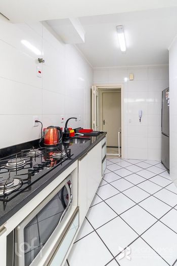 Foto 15 do(a) Apartamento de 2 quartos à venda em Vila Jardim, Porto Alegre