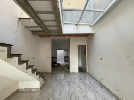 Foto 5 do(a) Casa de 3 quartos à venda em Vila Lúcia, São Paulo