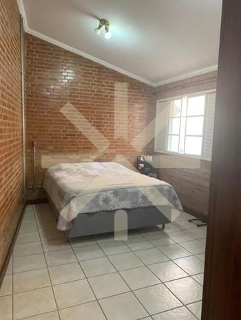 Foto 16 do(a) Casa de 3 quartos à venda em Parque Fehr, São Carlos
