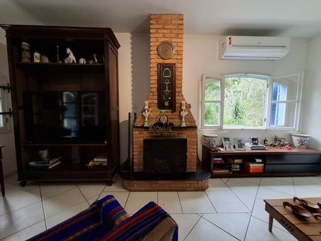 Foto 5 do(a) Fazenda / Sítio / Chácara de 3 quartos à venda em Cruzeiro, Teresópolis