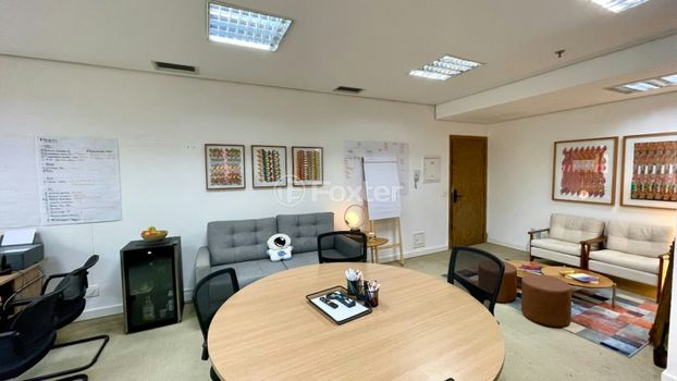 Foto 4 do(a) Apartamento false à venda em Cidade Monções, São Paulo