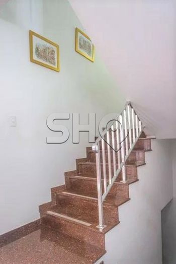 Foto 7 do(a) Casa de 4 quartos à venda em Vila Roque, São Paulo