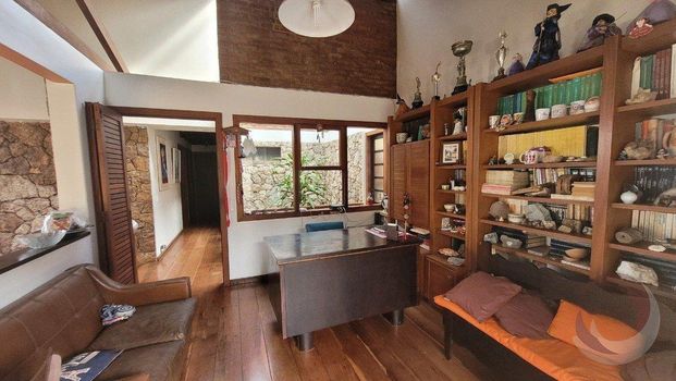 Foto 4 do(a) Casa de 7 quartos à venda em Itaguaçu, Florianópolis