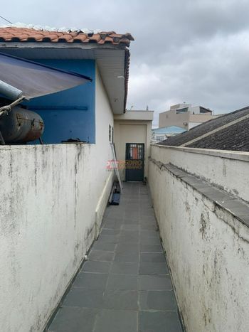 Foto 29 do(a) Casa de 4 quartos à venda em Vila Palmares, Santo André