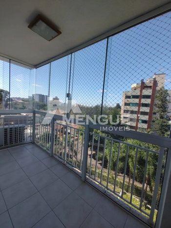 Foto 3 do(a) Apartamento de 3 quartos à venda em Vila Ipiranga, Porto Alegre
