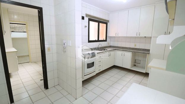 Foto 8 do(a) Apartamento de 4 quartos à venda em Vila Suzana, São Paulo