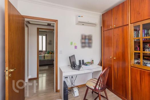 Foto 20 do(a) Apartamento de 3 quartos à venda em Centro Histórico, Porto Alegre