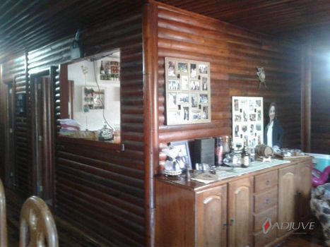 Foto 18 do(a) Casa de 4 quartos à venda em Quarteirão Brasileiro, Petrópolis
