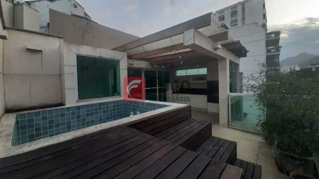 Foto 1 do(a) Cobertura de 3 quartos à venda em Lagoa, Rio de Janeiro