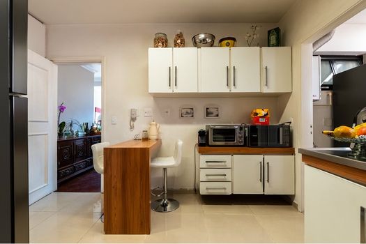 Foto 43 do(a) Apartamento de 3 quartos à venda em Jardim das Bandeiras, São Paulo