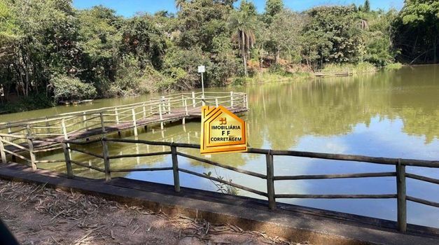 Foto 2 do(a) Fazenda / Sítio / Chácara de 5 quartos à venda em null, Mateus Leme