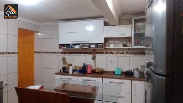 Foto 5 do(a) Casa de 3 quartos à venda em Vila Clarice, Santo André