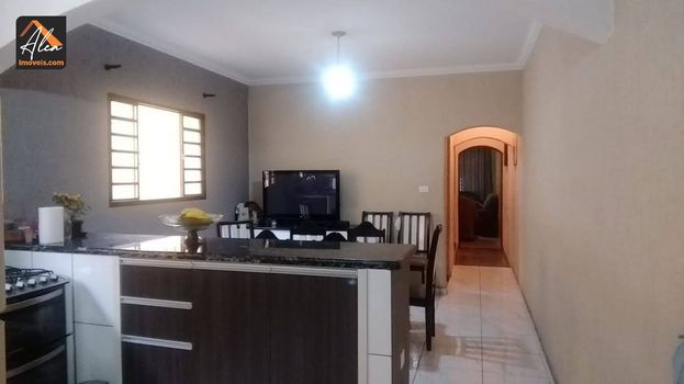 Foto 4 do(a) Casa de 3 quartos à venda em Vila Clarice, Santo André