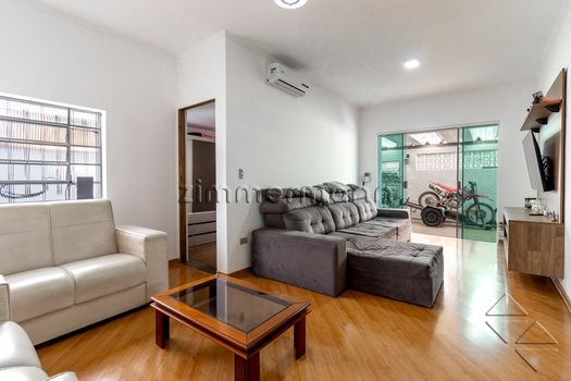 Foto 5 do(a) Casa de 4 quartos à venda em Vila Arcádia, São Paulo