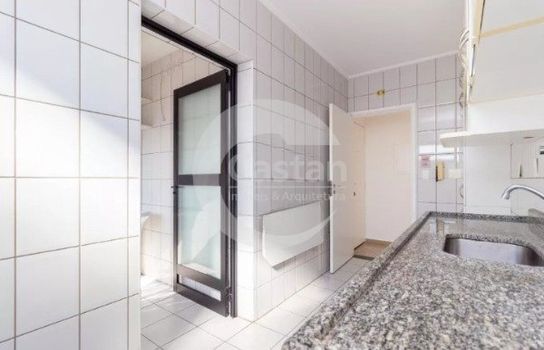 Foto 4 do(a) Apartamento de 2 quartos à venda em Vila Bertioga, São Paulo