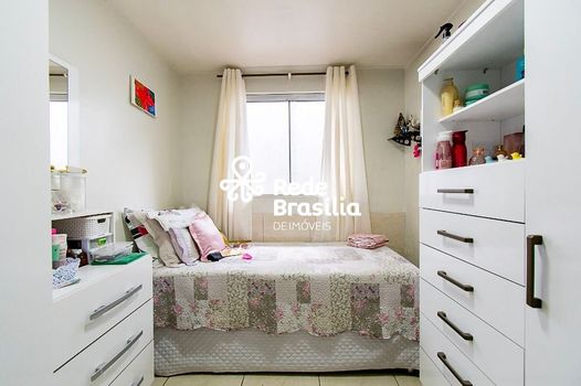 Foto 9 do(a) Casa de 5 quartos à venda em Guará I, Brasília