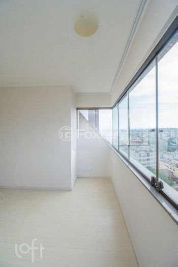 Foto 3 do(a) Apartamento de 3 quartos à venda em Jardim Botânico, Porto Alegre