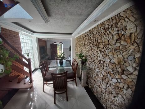 Foto 17 do(a) Casa de 8 quartos à venda em Jardim Japão, São Paulo