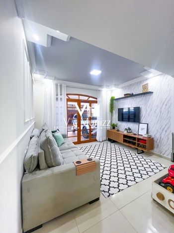 Foto 3 do(a) Casa de 3 quartos à venda em Jardim Triana, São Paulo
