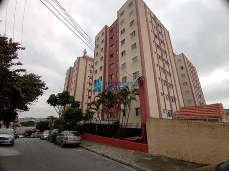 Foto 2 do(a) Apartamento de 2 quartos para alugar em Itaquera, São Paulo