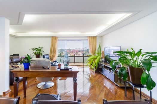 Foto 9 do(a) Apartamento de 4 quartos à venda em Jardim Colombo, São Paulo