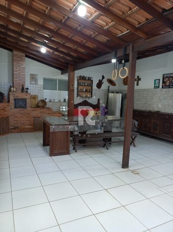 Foto 5 do(a) Apartamento de 4 quartos à venda em Praia do Morro, Guarapari