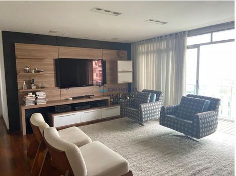 Foto 2 do(a) Apartamento de 3 quartos à venda em Campo Belo, São Paulo