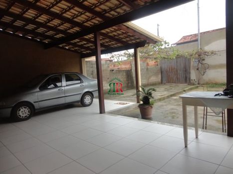 Foto 1 do(a) Casa de 5 quartos à venda em Ressaca, Contagem