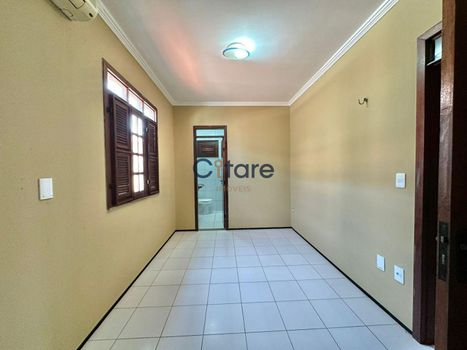 Foto 15 do(a) Casa em Condomínio de 4 quartos à venda em Sapiranga-Coité, Fortaleza