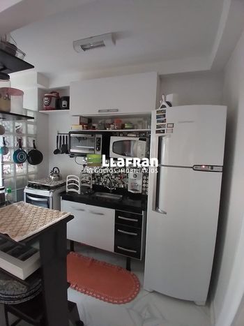 Foto 5 do(a) Apartamento de 2 quartos à venda em Jardim Henriqueta, Taboão da Serra