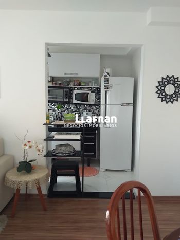 Foto 4 do(a) Apartamento de 2 quartos à venda em Jardim Henriqueta, Taboão da Serra