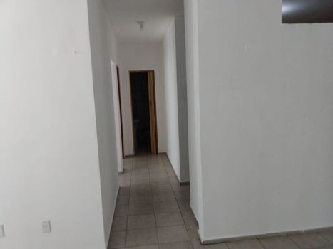 Foto 7 do(a) Apartamento de 2 quartos à venda em Montese, Fortaleza