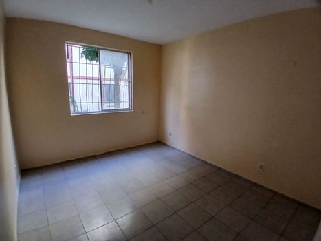 Foto 11 do(a) Apartamento de 2 quartos à venda em Montese, Fortaleza