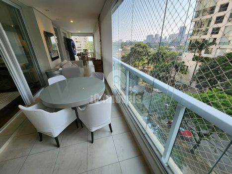 Foto 8 do(a) Apartamento de 4 quartos à venda em Campo Belo, São Paulo