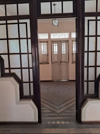 Foto 3 do(a) Casa de 5 quartos para alugar em Farol, Maceió